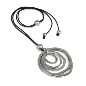 Collana argentata con cerchi Vestopazzo